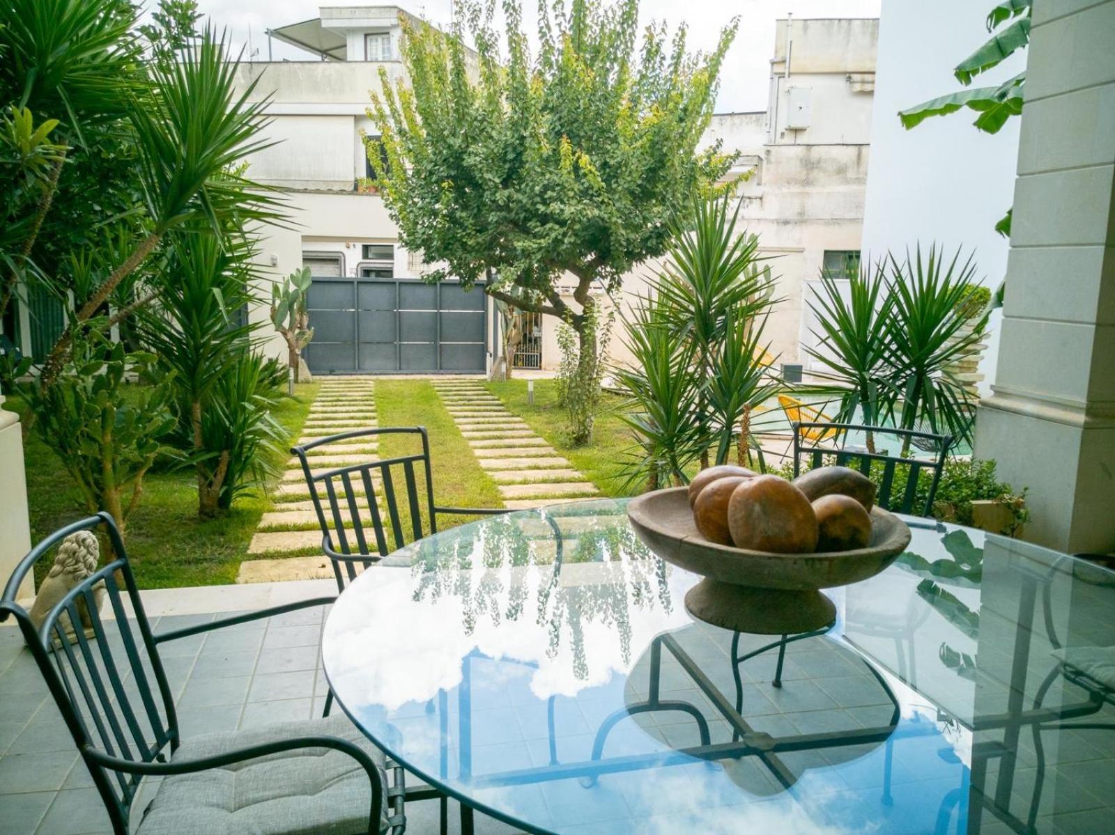 Percebes Exclusive B&B Cutrofiano Exterior foto