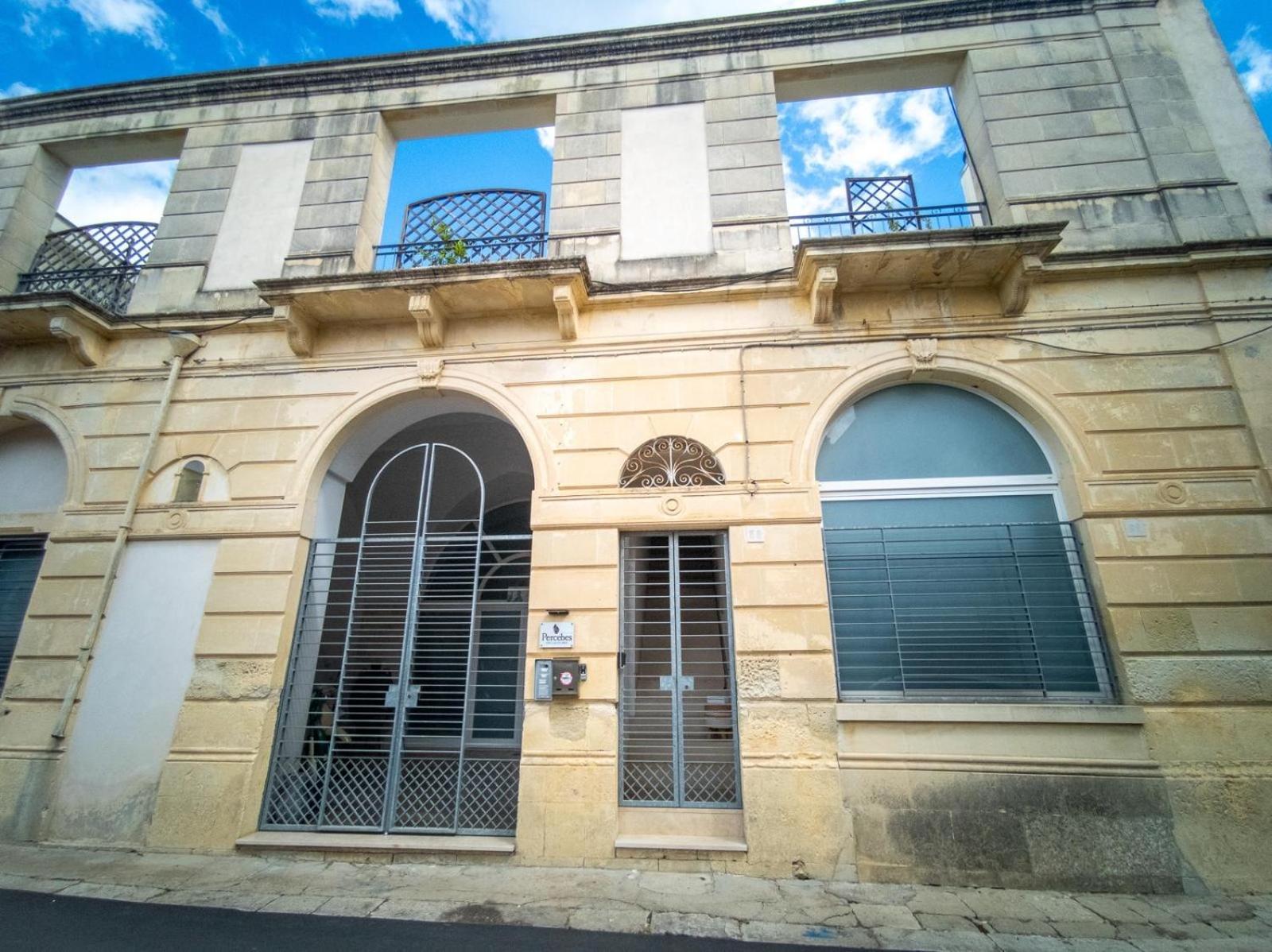 Percebes Exclusive B&B Cutrofiano Exterior foto